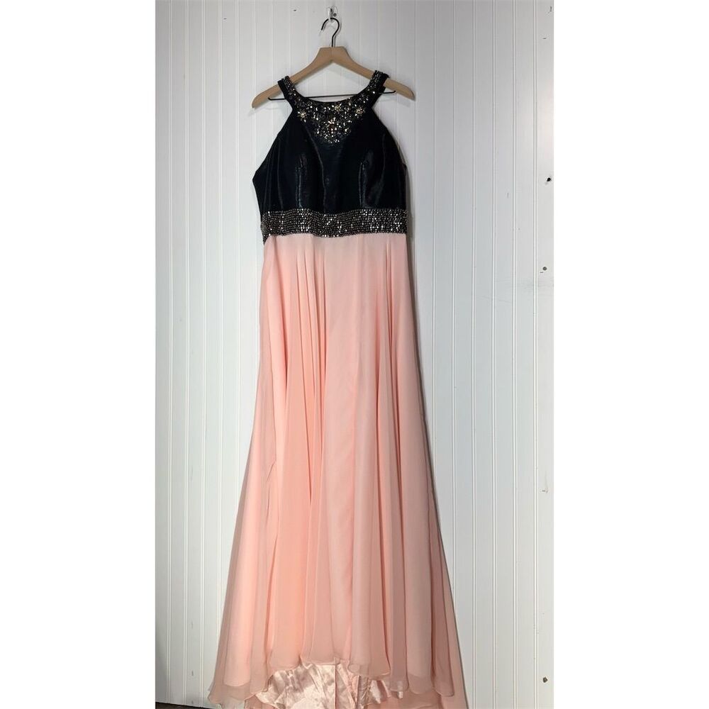 Mac Duggal Black & Blush High-Slit Halter Maxi Dress - Picture 3 of 12